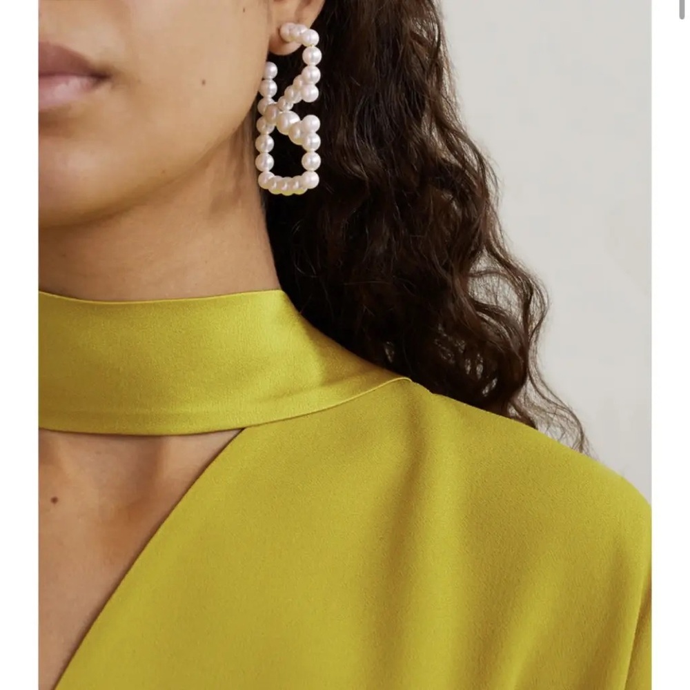 Pearl Valentino earrings